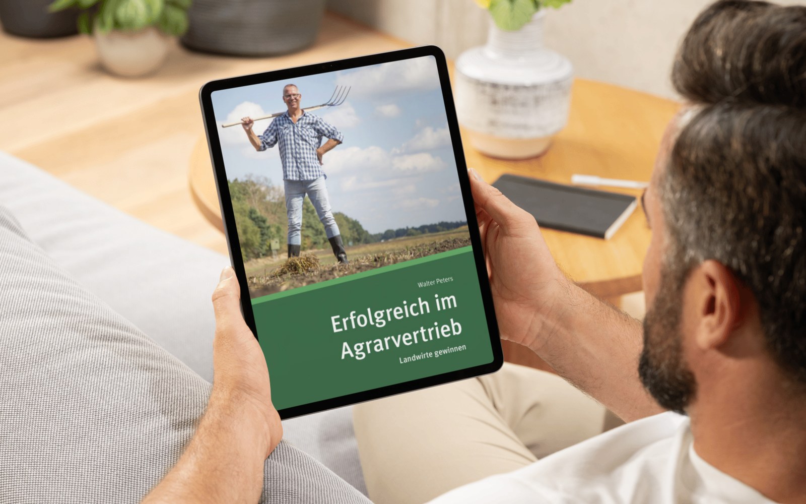 Walter Peters und sein Fachbuch Erfolgreich im Agrarvertrieb